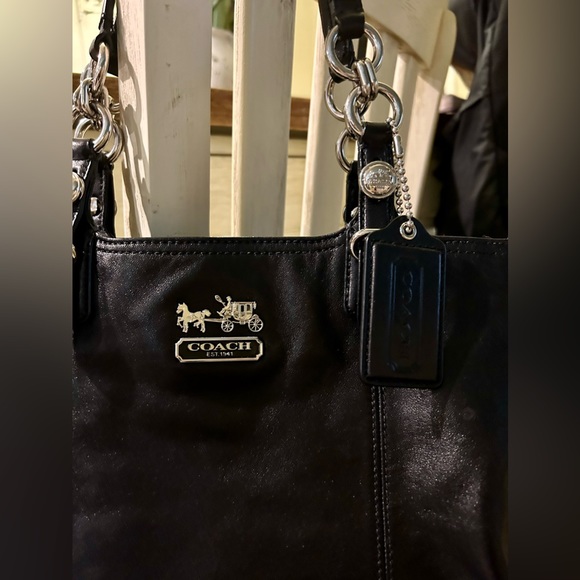 Coach Leather Mia Handbag.  Black With Purple Lining. E1082-15740. - Picture 7 of 14